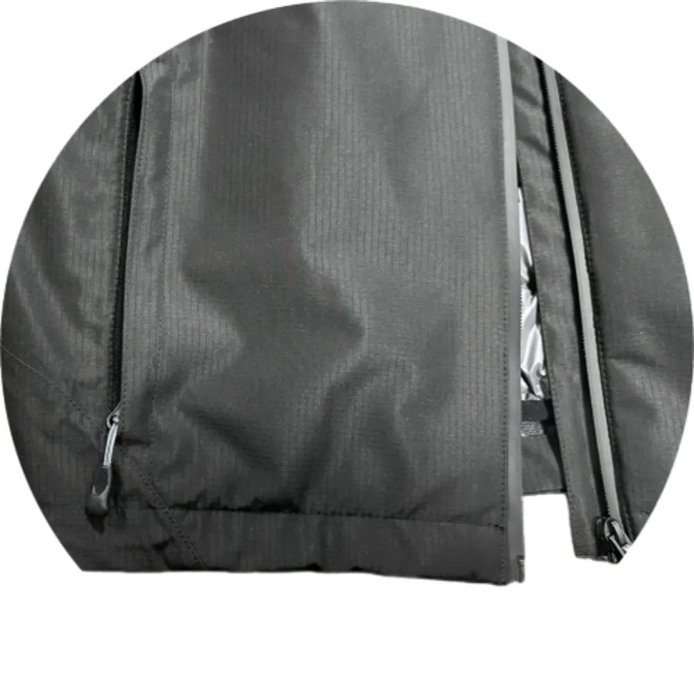 2-In-1 Men's Top